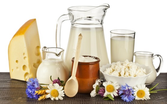 Молочные продукты содержат кальций, полезный для костей